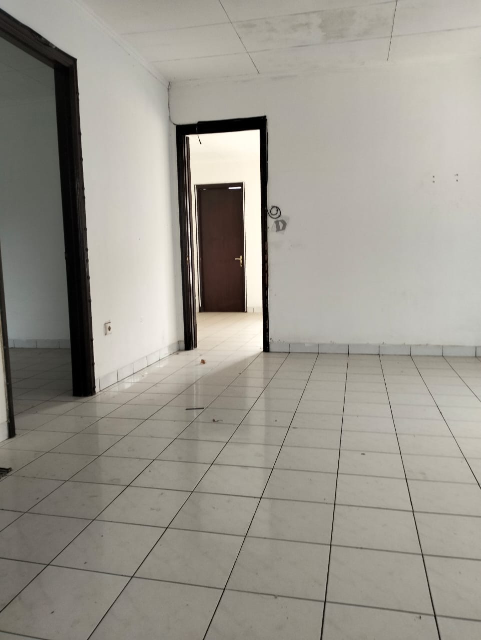 DiSewakan Rumah di Taman Beverly Lippo Cikarang